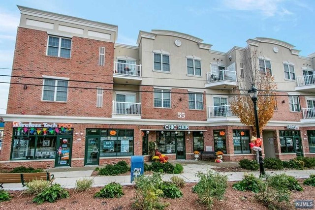 RARELY DO THESE RENTALS COME ON THE MARKET AND WILL GO QUICK. BEAUTIFUL 2 BEDROOM, 2 FULL BATH WITH GRANITE COUNTER TOPS, AND HARDWOOD FLOORS. LARGE LIVING SPACE, AMPLE CLOSET SPACE and Park View. RETAIL STORES ON FIRST FLOOR IN AN ELEVATOR BUILDING AND SECURITY WITH CAMERAS. LARGE WASHER AND DRYER IN UNIT. SECURITY DEPOSIT 1 MONTH- DOGS ALLOWED 20LBS AND UNDER. GREAT LOCATION- CLOSE TO STORES, SHOPS, PARK & TRAIN STATION. GARAGE AND 1 SPACE INCLUDED