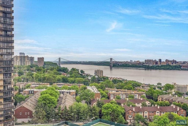 THIS TWO BEDROOM, VERY LARGE,CORNER APARTMENT, HAS AN EXCEPTIONAL FLOOR PLAN AND A MAGNIFICENT VIEW OF THE GW BRIDGE AND NYC. EXPANSIVE LIVING ROOM AND DINING AREA WITH GORGEOUS VIEWS.MOVE IN READY WITH LARGE PRIMARY EN SUITE BEDROOM.WALK IN CLOSETS AND EXTRA CLOSET SPACE. BODY MASSAGE PRIMARY SHOWER IN UPDATED BATH, 2ND BEDROOM W/ FULL BATH. UPDATED EAT IN KITCHEN BOASTS A VERY LARGE PANTRY. RADIANT HEATED FLOORS IN KITCHEN AND BATHROOMS> PRIVATE KEYED STORAGE CLOSET ON THE SAME FLOOR.WINSTON TOWERS IS A 30 STORY, DOORMAN BUILDING, A COMMUTER'S DREAM W/AMENITIES THAT INCLUDE: 24 HOUR SECURITY, GARAGE PARKING, OUTSIDE POOL, PLAYGROUND, & TENNIS/PICKLE BALL/BASKETBALL COURTS. BUSES TO MANHATTAN AND BUSES THAT RUN IN FRONT OF THE BUILDING TO THE EDGEWATER FERRY. THE PALISADIUM GYM IS JUST STEPS FROM THE BUILDING, OFFERING MEMBERSHIP TO RESIDENTS..PARKING IS $75/MONTH, FOR GARAGE PARKING & $58 PER MONTH, FOR OUTSIDE PARKING.LOW TAXES&LOW MAINTENANCE