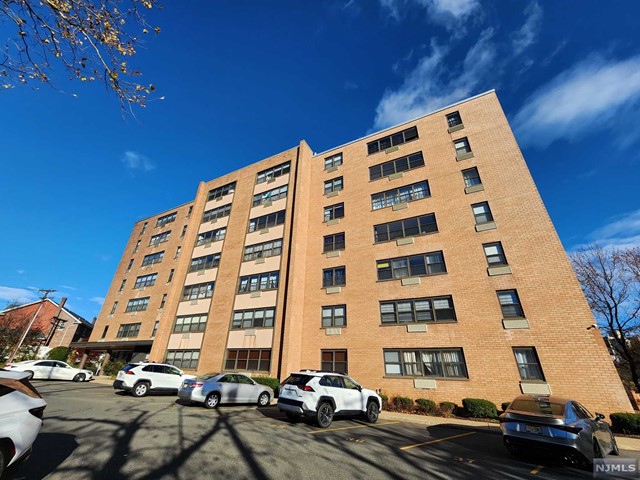 This spacious one-bedroom condo in Park Hill features Newly finished floors, NEW paint, NEW light fixture, NEW window treatment and Freshly cleaned HVAC system. It's a completely ready unit for a new tenant. Large windows and modern laundry rooms with card-operated machines add convenience. Close to major highways, shopping, GWB, and walking distance to the NYC bus. No smoking, no pets.