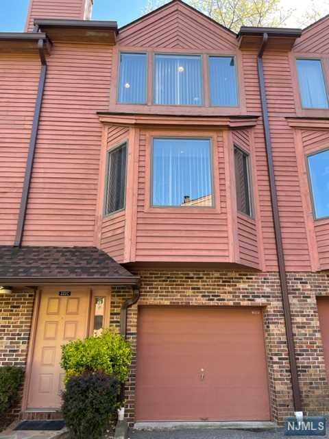 Ideal location for an easy commute to NYC by public transportation. Elementary and High Schools within close proximity. Marble fireplace in LR. Just repainted and in move-in condition.