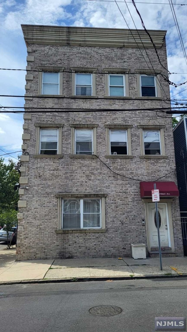 Bright top-floor condo in Jersey City Heights with 2 bedrooms and 1 bathroom, perfect for investment or owner-occupancy. This well-maintained unit features hardwood floors throughout, an open-concept kitchen and living area, ample bedrooms, central AC/heat, a new hot water heater, and plenty of natural light. The low HOA fee of $230 per month and low taxes of $5,403 make this an opportunity you can't miss. Located in an amazing area with ample commute options to the City, approximately 18 minutes away. Close to vibrant Central Ave, full of shops, restaurants, and more. Schedule your showing today! Open House Saturday 7/13 from 1-3pm.