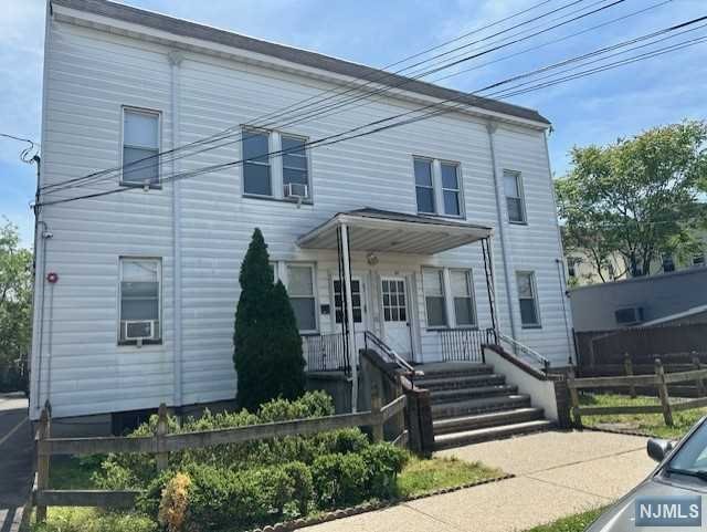 VERY BRIGHT COMPLETE RENOVATED 1ST FLOOR APARTMENT. BRAND NEW STAINLESS STEEL APPLIANCES (REFRIGERATOR, GAS STOVE, MOUNTED MICROWAVE OVEN, DISHWASHER). LAUNDRY FACILITY IN BASEMENT WITH COIN OPERATED MACHINES, SMALL PET UNDER 15 POUNDS WILL BE CONSIDERED WITH AN ADDITIONAL $25.00 PER MONTHLY PER PET. HEAT, COLD AND HOT WATER INCLUDED. VERY CONVENIENT LOCATION WITH ACCESS TO SCHOOL, PARK AND PUBLIC TRANSPORTATION. MINUTES AWAY FROM PLAUDERVILLE TRAIN STATION. APPLICATION WITH PROOF OF INCOME AND FULL CREDIT REPORT AND COPY OF ID. REALTOR FEE PAID BY LANDLORD