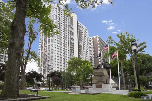Century Tower opportunity! Huge (approx 1299 sq. ft) one bedroom, one and a half bathroom luxury coop apartment. Western exposure offers magnificent sunset views that can be appreciated from the terrace and oversized picture windows throughout. Desirable "L" shape living space can make an easy conversion to 2nd bedroom or home office. Century Tower is a premier luxury building with a full range of amenities, including 24-hr doorman and concierge, outdoor pool, fitness center, community room, kid's playroom, BBQs and much more. Fabulous location near good schools, Houses of Worship, restaurants, shopping and easy transportation to NYC. Parking $90. Subject to Board Approval.