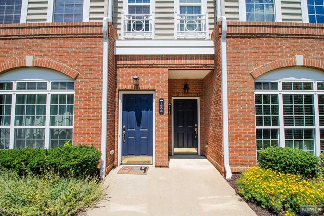 This lovely Davenport model features 2 bedrooms w/ a bonus room perfect for a home office or guest room Located in the wonderful gated community of Essex Park close to public transportation, shopping and schools. The beautiful walnut hardwood floors are the center piece of this well maintained home. Beautiful kitchen with granite countertops overlooks the open and bright living/dining room spaces. Enjoy your morning coffee on the private balcony overlooking the tree lined landscaping.Upstairs the ensuite master bath features a large soaking tub, double sinks, new soundless exhaust fan and new custom shower doors. This home is truly a must see.. new recess lighting, custom shades, California custom closets in each bedrooms already large walk in closet, oversized water heater 2021, attached private garage.