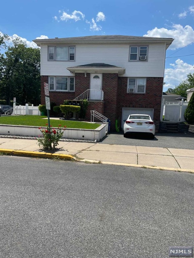One Bedroom apartment in a 3 family house. Great location for NYC commuters, steps to the train. Close to shopping. Rent includes heat and refrigerator. No pets allowed. No usage of the backyard. No parking space. Credit check and interview required.