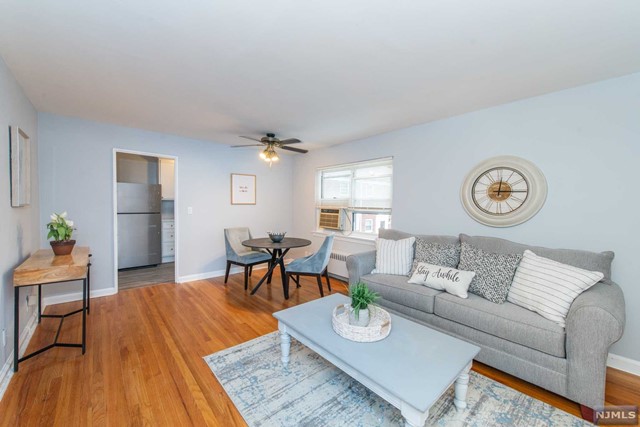 Looking for a dream apartment? Look no further! This freshly painted apartment offers plenty of space, laundry in building, and heat and hot water included. Brand new kitchen cabinets, new appliances, new countertop, new kitchen sink and faucet. 2 off street parking spots, and bus stop and HUMC in walking distance. And for those of you with furry friends, you'll be happy to know that it's pet friendly. Don't miss out on this incredible opportunity!