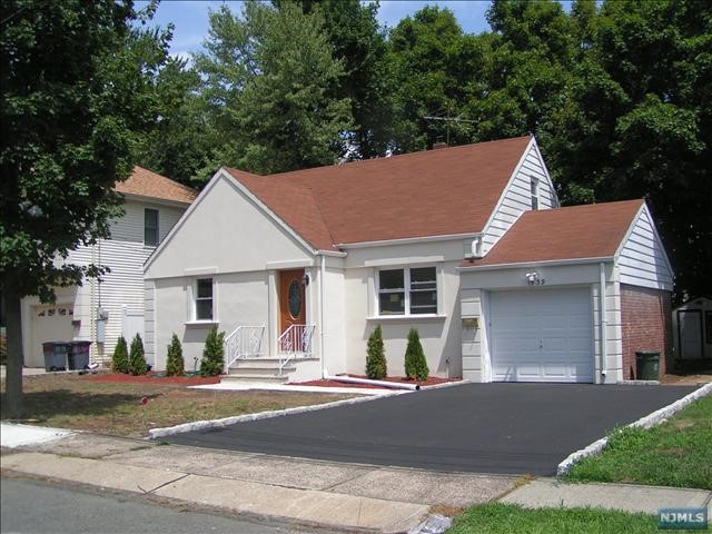 HERE IS A HOUSE WITH A BEAUTIFUL CURB APPEAL! NEWER DRIVEWAY, GARAGE DOOR SOME WINDOWS AND OTHER UPDATES. THIS C/C HOME HAS 4 NICE SIZED BEDROOMS, EAT IN KITCHEN W SKY LIGHT, A LARGE FAMILY ROOM WITH ENTRANCE TO THE PATIO OVERLOOKING A SPACIOUS FENCED IN YARD. THE BASEMENT IS PART FINISHED W REC ROOM, LAUNDRY, FB. THE HOUSE IS LOCATED CLOSE TO SCHOOLS, PARKS, TRANSPORTATION, SHOPPING AND HOUSES OF WORSHIP.