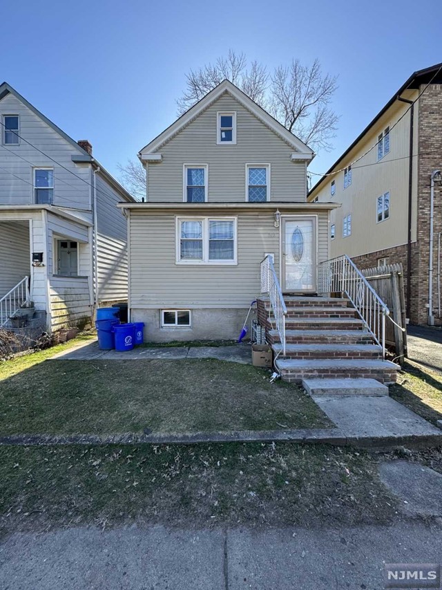 Welcome to this beautifully remodeled 4-bed, 2-bath home available for rent in the heart of Bloomfield, NJ. The main floor boasts a master bedroom with a private full bath, while upstairs offers three additional roomy bedrooms and another full bath. The basement comes equipped with a washer and dryer, along with two bonus rooms perfect for home offices and an additional recreation space. Step outside onto the deck, leading to the backyard. With an unbeatable central location, this house is an ideal living space for your comfort and convenience.