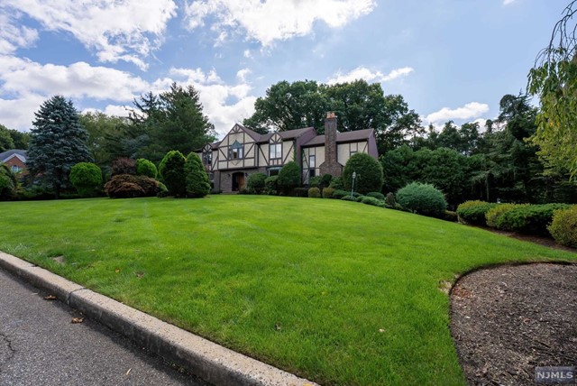 Welcome to this beautiful Colonial on a quiet cul de sac in the desirable town of Montvale. This home offers 5 bedrooms, 4 full and 1 half bathrooms. Cathedral ceilings, custom wood workmanship throughout the home, hardwood floors throughout, fully finished basement, spacious yard, large deck and an in ground pool great for entertaining. No smoking, small Pet considered with interview.