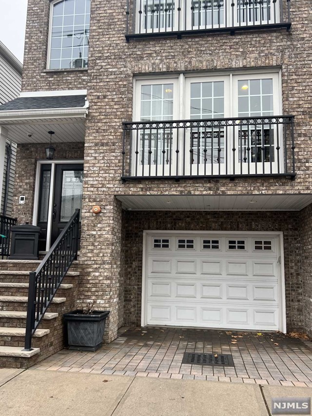 Welcome to a spacious 1st Floor Apartment in the Ironbound Section. This apartment has open concept kitchen/ dining room area, all Stainless Steel appliances included, 3 bedrooms and 2full bathrooms,comes with laundry in unit and tons of closet space. Hardwood flooring with Central AC/Heating! No Pets! No Smoking. This will not last.