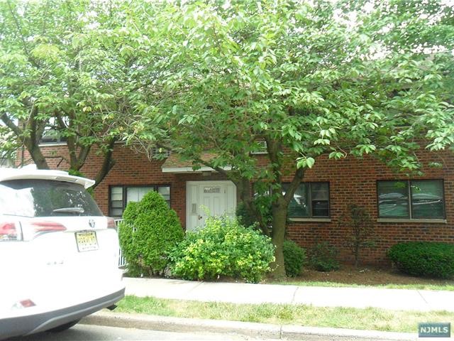 BRIGHT AND SPACIOUS CORNER ONE BEDROOM WITH EASTERN- SOUTHERN SUNLIGHT. TOTOALLY UPDATED KITCHEN, GRANITE COUNTER TOP, NEWER CABINET, NEWER OVEN/RANGE, NEWER REFRIGERATOR,UPDATED BATHROOM. NICE HARDWOOD FLOOR THROUGH OUT. LARGE LIVING ROOM WITH SUNNY DINING AREA. VERY NICE SIZE BEDROOM WITH CEILING FAN. WALKING DISTANCE TO THE PARKS, RESTAURANTS, TENNIS COURTS, HIGH SCHOOL AND ELEMENTARY SCHOOL #3. ONE BLOCK TO NYC BUSSTOP AND 5 MINUTES TO GWB. EASY ACCESS TO THE MAJOR HIGHWAY. RENT INCLUDES ONE CAR GARAGE , HEAT, COLD AND HOT WATER. AN ADDITIONAL STORAGE SPACE IN BASEMENT WHICH IS NO EXTRA CHARGE. MOVE IN FEE $150 PAY TO MANAGEMANT OFFICE. DONT' MISS CHANCE TO MOVE IN FORT LEE TOWNSHIP!