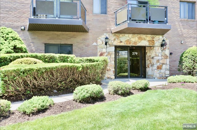 Welcome home to 279 Clark Street A9 in desirable Hackensack! Buyers, you'll get a spacious one bedroom, one and a half bathroom home located in a well manicured apartment complex. Get tons of natural lighting with a lovely private balcony to enjoy the summer air and openness to your own personal views. Enjoy a renovated home including upgraded kitchen and bathrooms highlighting a spectacularly sleek and modern design, hardwood floors, stainless steel appliances, central air, and so much more. One parking spot is included as well as street parking for your guests! Location is ideal for commuters and those seeking public transportation. Close to shopping, recreation, houses of worship, and eateries. This home is move-in ready and could be the perfect opportunity for the right buyer. Book your personal viewing today!