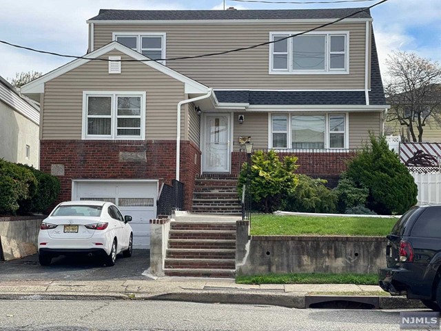 *2 BR UNIT RENOVATED IN 2022* Modern Eat-In-Kitchen feat. brand new appliances, granite countertops & tile backsplash. Master BR incl. 2 closets w/ a cutout nook for addtnl room. Recessed lighting, hardwood floors & baseboard heat exists throughout unit. Large LR & open porch are bonuses! Bathroom feat. a tub shower & large linen closet. Plenty of street parking exists even during busy hours & there is also a law enforcement speed monitoring device just 2 homes away, which promotes safer driving in the area. Laundromat is within walking distance just 2 blocks away. No driveway parking or backyard use is permitted at this time. Garfield offers FREE preschool to 3-4 year old's between 8 AM - 3 PM. Lease is for 1 year; however, Landlord is interested in developing a long relationship w/ the tenant. NTN report, tenant application, satisfactory credit score & interview are required to be considered & prior to final acceptance. Be sure to read the Additional Miscellaneous Information.