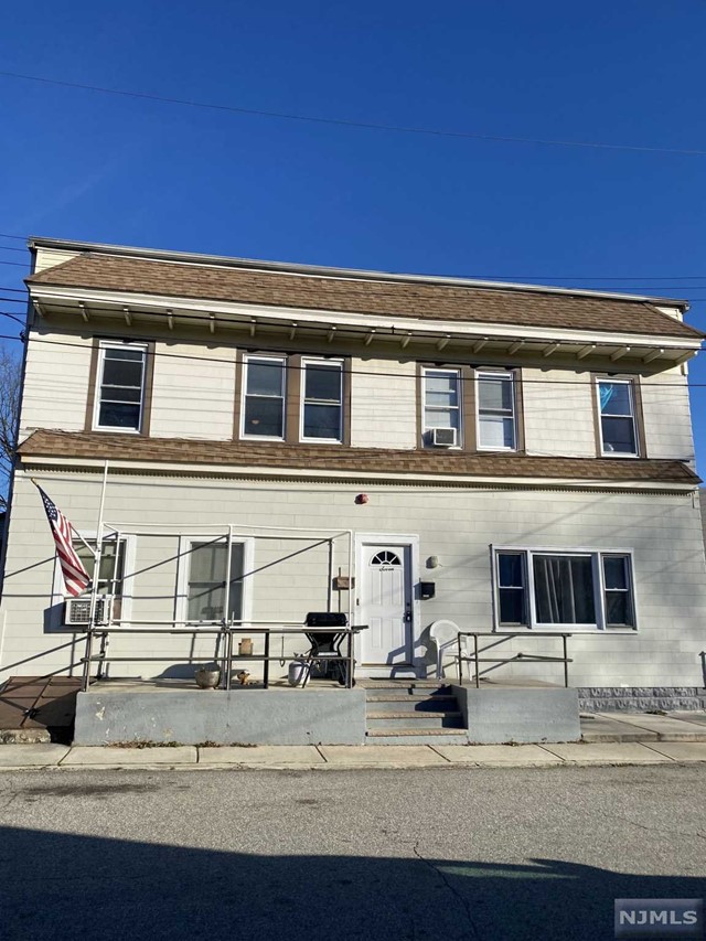 Beautifully renovated second floor apt with living room, bedroom, full bath and kitchen w stove, new refrigerator and cabinetry. Lots of closets, quiet street with parking, close to town and all it offers, as well as transportation! Must see to enjoy! Lucky tenant can move right in! Pets conditional, new refrigerator to be delivered.