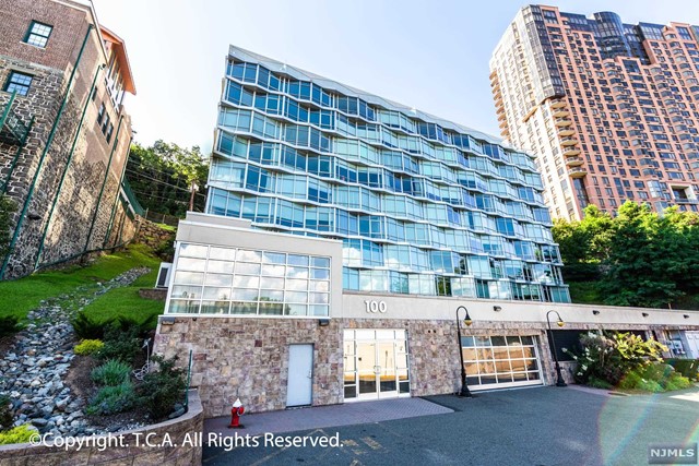THE CHEN AGENCY presents AVENTINE. If you are looking for cool modern architecture, come discover AVENTINE in Edgewater. Residence 6B is a duplex with an astounding 1891-sf with all the modern design features you've been looking for. The floor-to-ceiling eastern walls of windows bathe this home in light and offer beautiful views of the Hudson River and New York. The main living space is anchored by a center island kitchen with quartz counters and rich wood cabinetry. Upstairs you'll discover two bedroom suites. The master bedroom is a true sanctuary highlighted by a spa-like bath. Two versatile office alcoves, bedroom-level laundry room, central heat & air, and a custom fitted master bedroom walk-in closet. DUE AT LEASE SIGNING: 1st month rent, 1.5-month security, 1-month broker fee, $150 move-in fee to the building. There is a $500 moving day damage deposit to the building. No smoking.