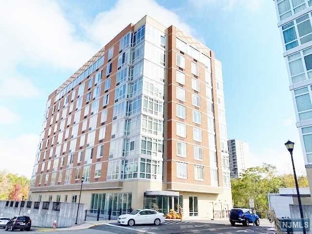 Sunny and bright 1bedroom, 1bath luxurious Trio condo featuring hardwood floors through out, Stainless Steel appliances, granite counter top, Floor to ceiling windows, Heating, hot water, gas are included in the rent, Amenities includes concierge, yoga studio, golf simulator, fitness center, children's playroom and business center. water, Provides hot water, gas, heat, one indoor parking space Close to major highways and public transportation. Onsite management office and a quick walk to public transportation.