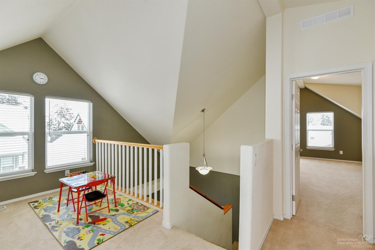 Pines At Sisters - Residential