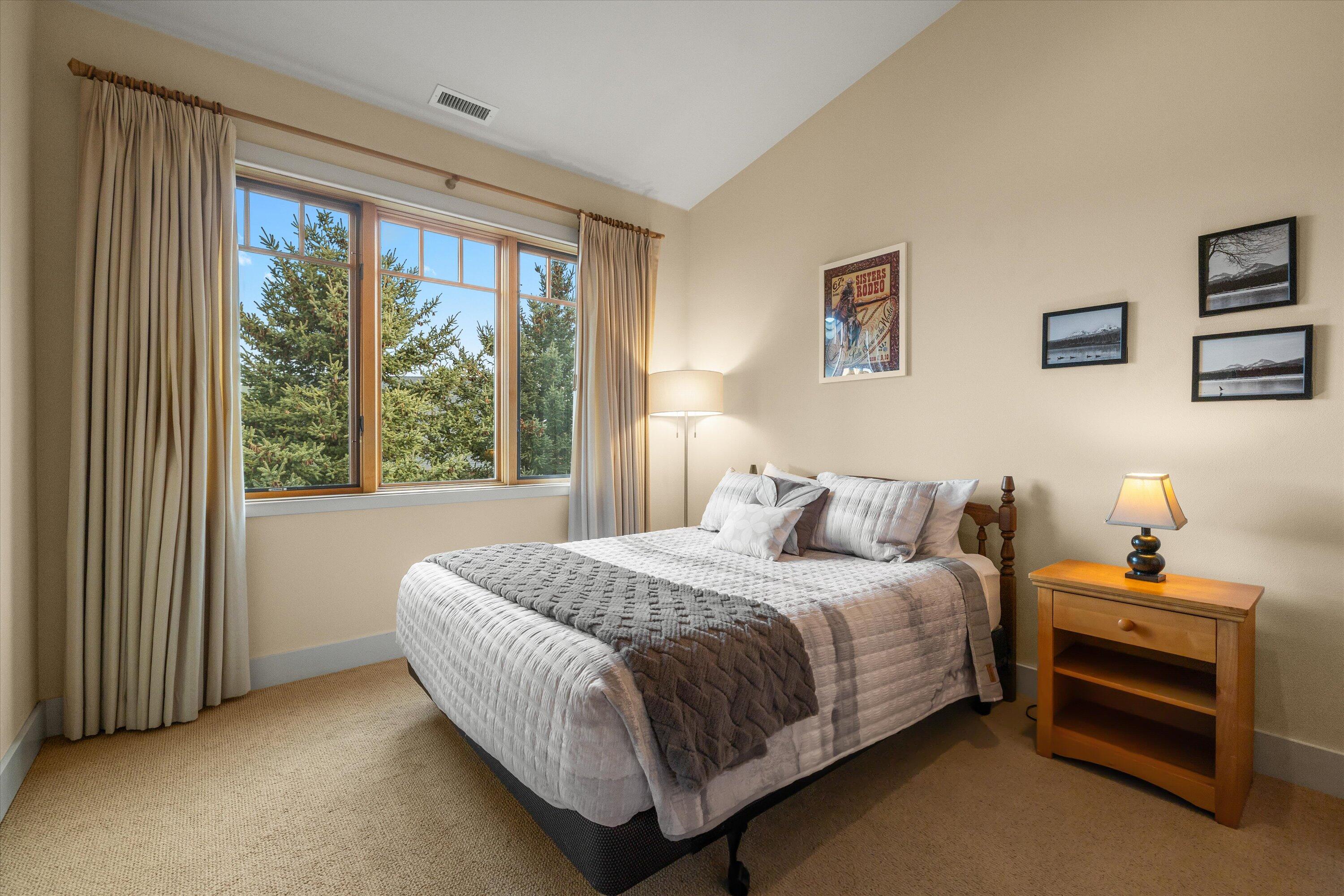 Pine Meadow Vill - Residential