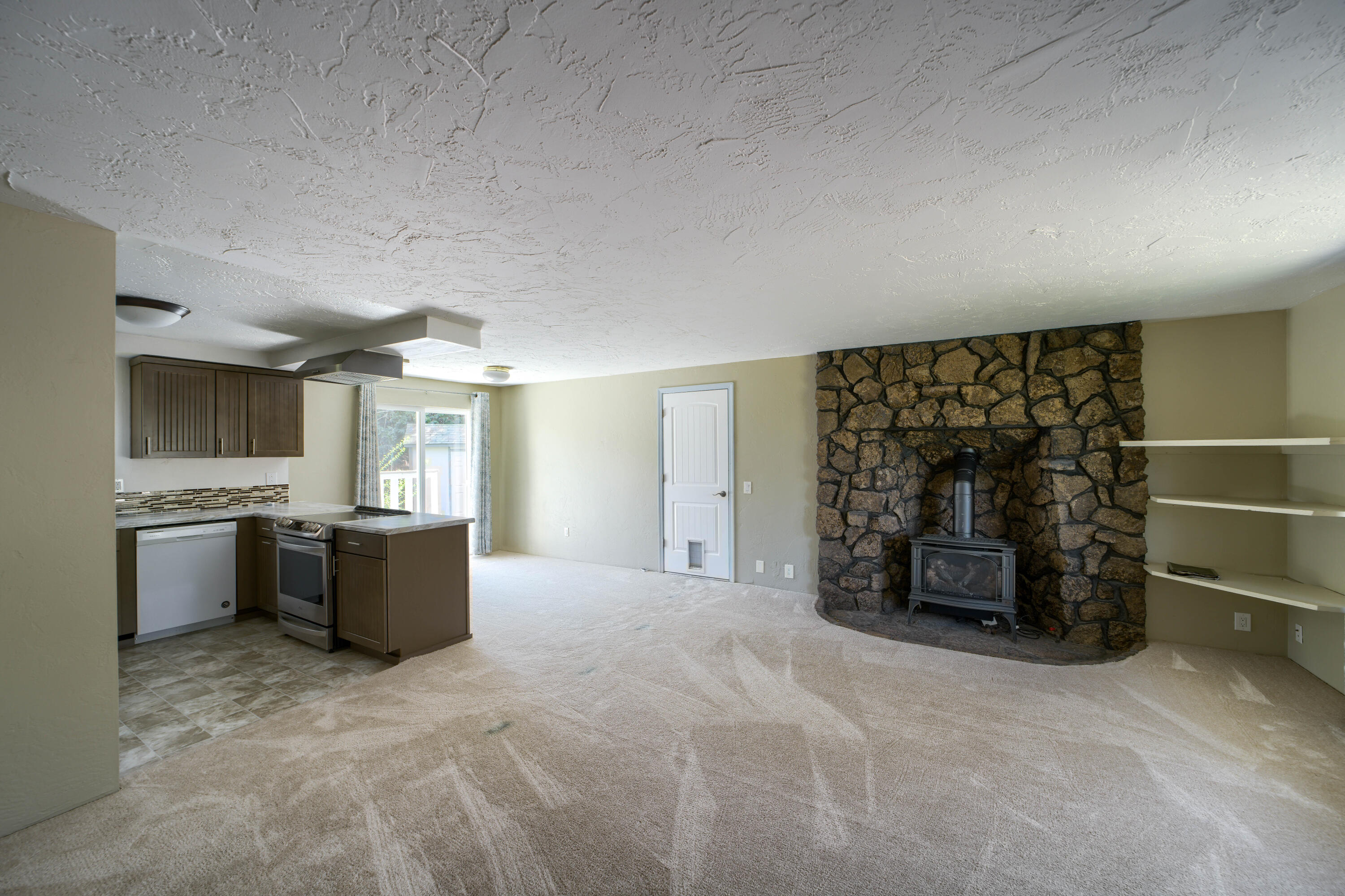Hunters Circle - Residential