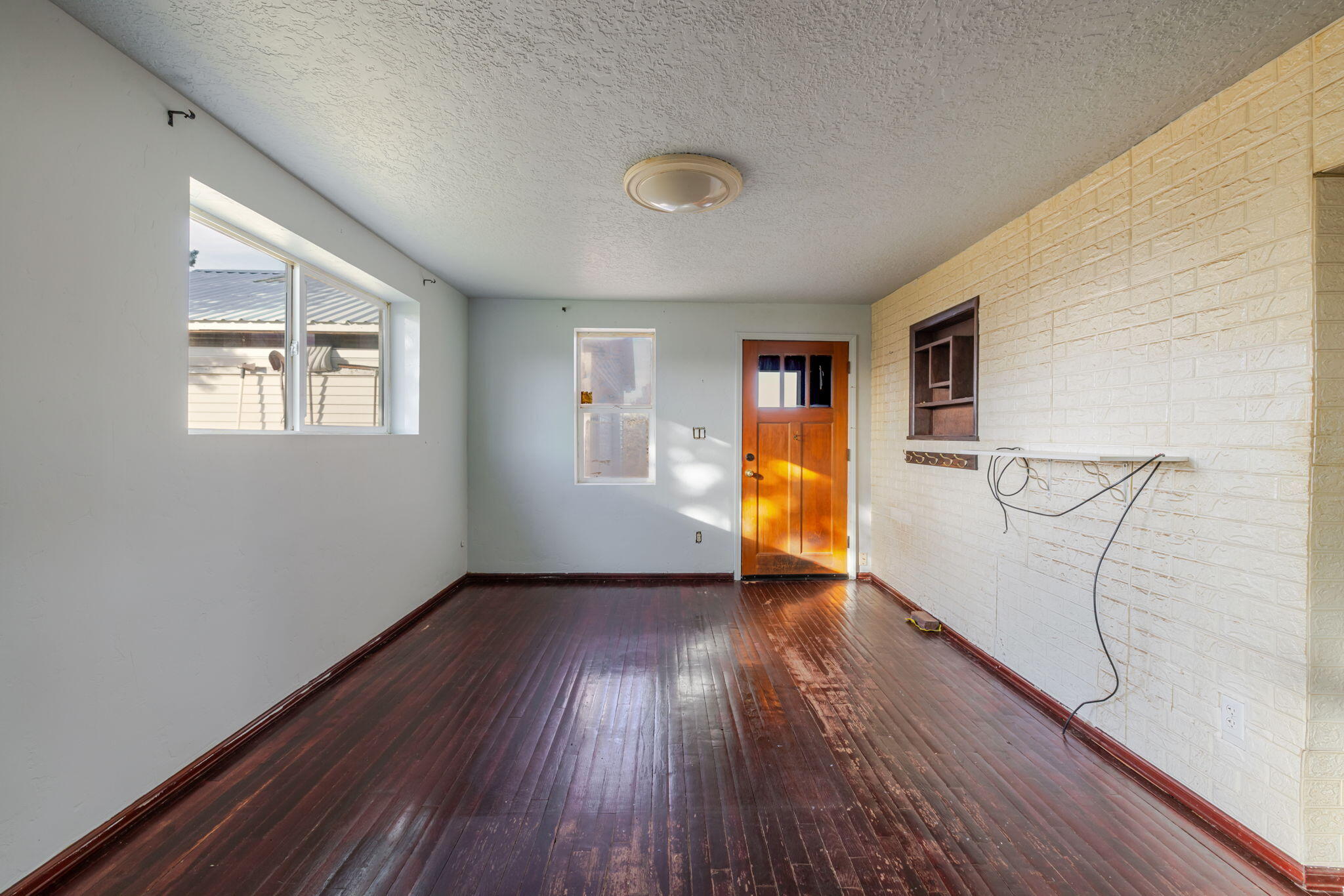 CLAJ - Residential