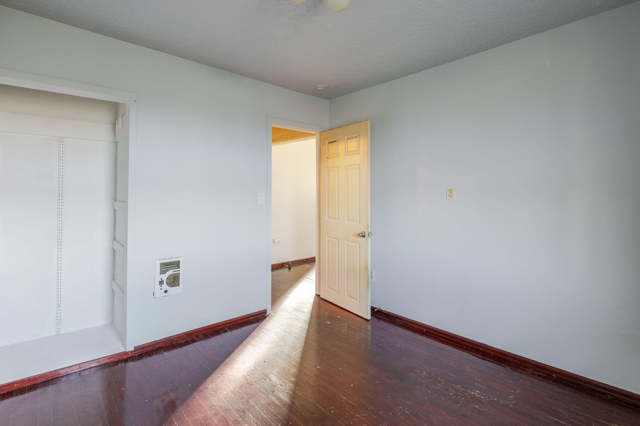 CLAJ - Residential