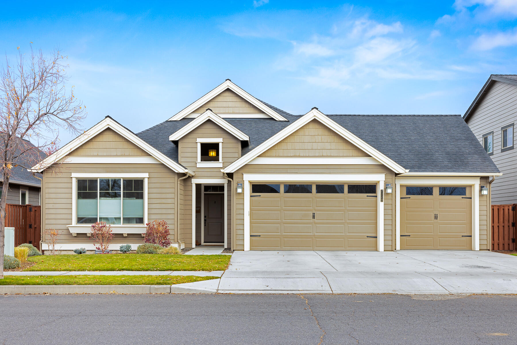 Move-in ready single-level home in the desirable Ochoco Pointe community! This beautifully maintained 3 bed, 3 bath home offers an open floor plan with vaulted ceilings, a rocked gas fireplace, wood-wrapped windows, and laminate flooring in main living areas. The kitchen features quartz counters, gas appliances, a large island, tile backsplash, and abundant natural light. Two primary suites provide flexibility, each with tile finishes and walk-in shower, in the main suite a walk-in closet, and a soaking
tub, 3 car garage fully finished and insulated with attic pull down stairs for storage. Enjoy outdoor living with a covered back patio, landscaped backyard, paver path, and
fenced yard. The 3-car garage includes a shop area for projects or storage as well as additional storage in the attic with pull down stairs. HOA covers front landscaping,
association pool, parks, playgrounds, sports courts and access to nearby paved trails and BLM.