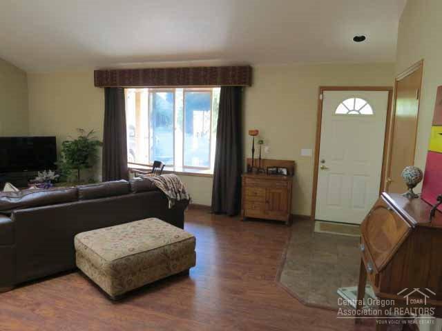 Deer Pointe Village - Residential