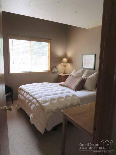 Deer Pointe Village - Residential
