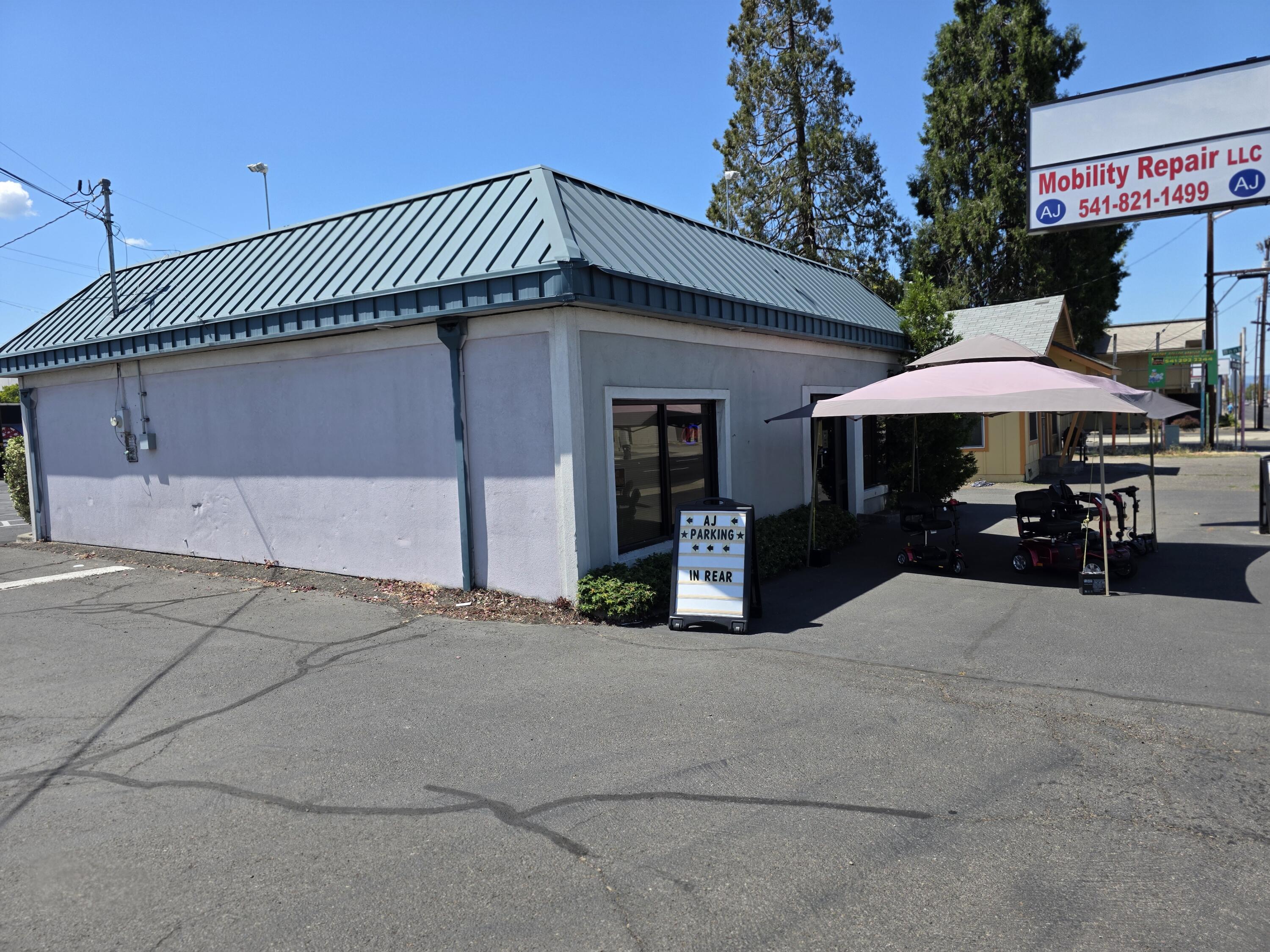 Turn key business and realestate with training / coach. Enjoy the fruits of the fast growing and stable Power Chair / electric wheel chair sales and repair business.  Great location in Medford between Riverside and Central Ave. 2 lots-one with the 1400 sq ft building and one for parking of 6-7 spaces. Zoned C-R. Business includes building, property, customer base, all office equipment and desks plus training! Seller is wanting/willing to take on a Buyer Partner for a 9900 day period of time and consulting while the Buyer is setting up business and learning the ropes.
Listing is associated with MLS #220206283