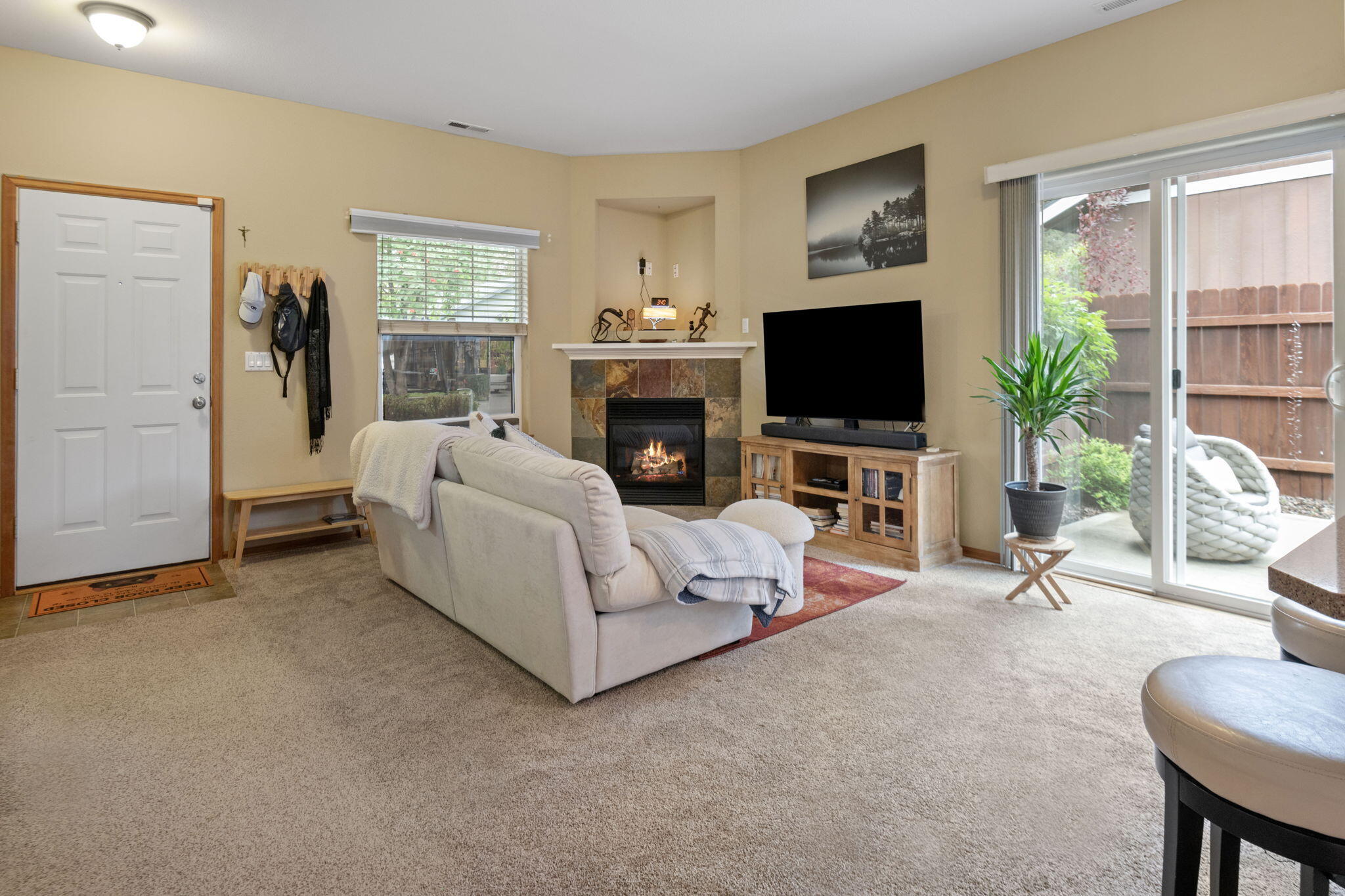 Larkspur - Residential