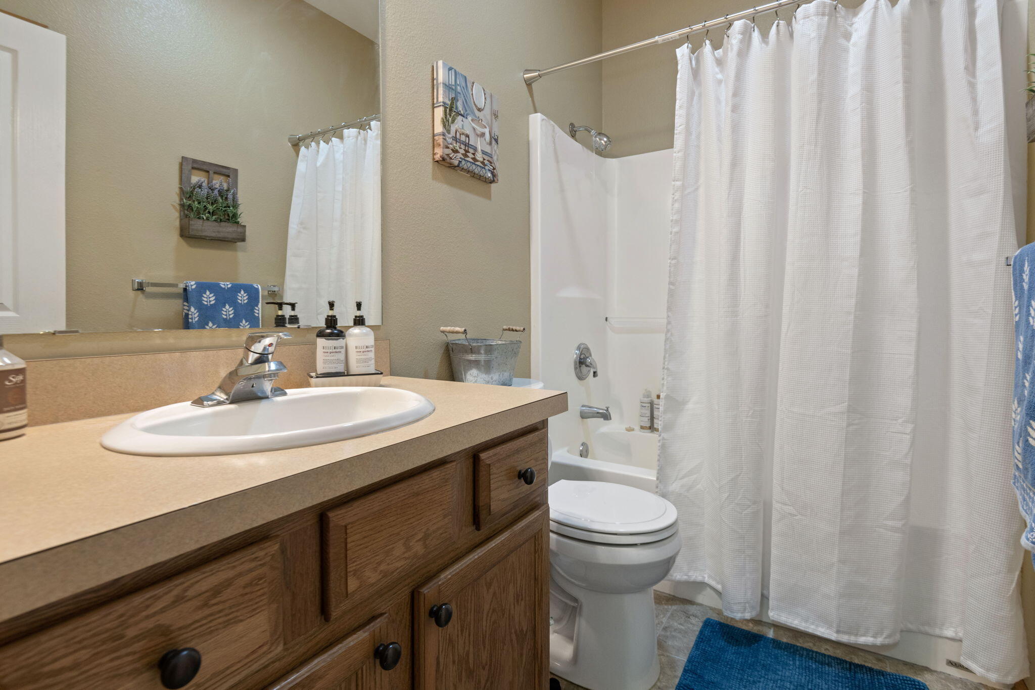 Larkspur - Residential