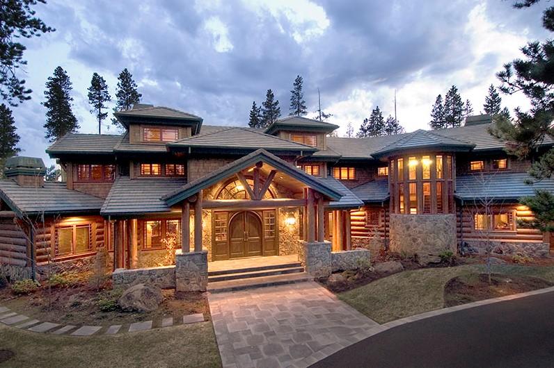 One of Crosswater's finest residences! Located along the signature 12th hole at the Crosswater Club, this timeless residence was crafted to the highest standards by Sun Forest Construction. Nearly 5800 square feet and offering 4 bedrooms / 4.5 baths plus office and bonus room. Unparalleled craftsmanship in this European Lodge Style home.