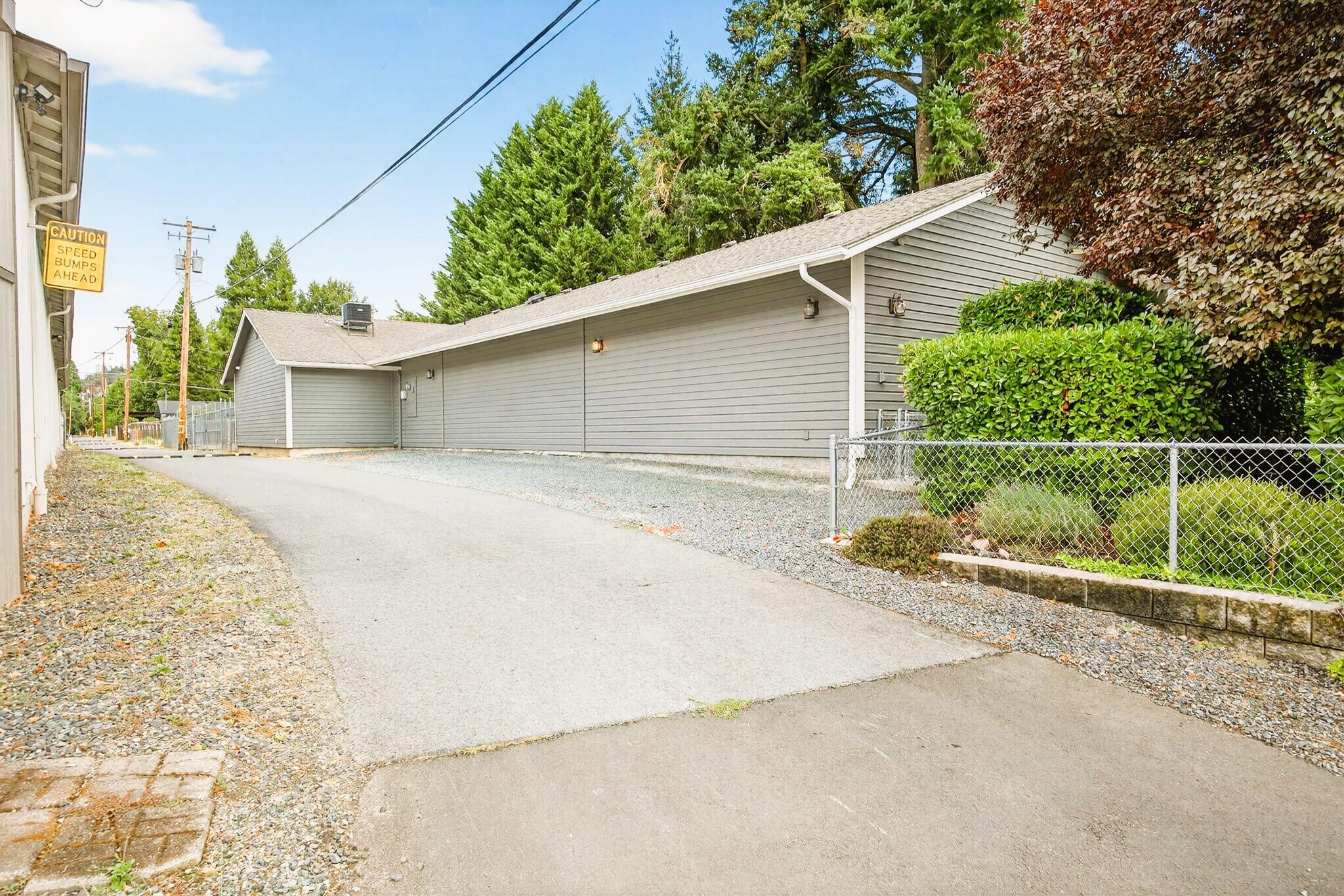 Carner And Sabins Addition To Woodville - Commercial Sale