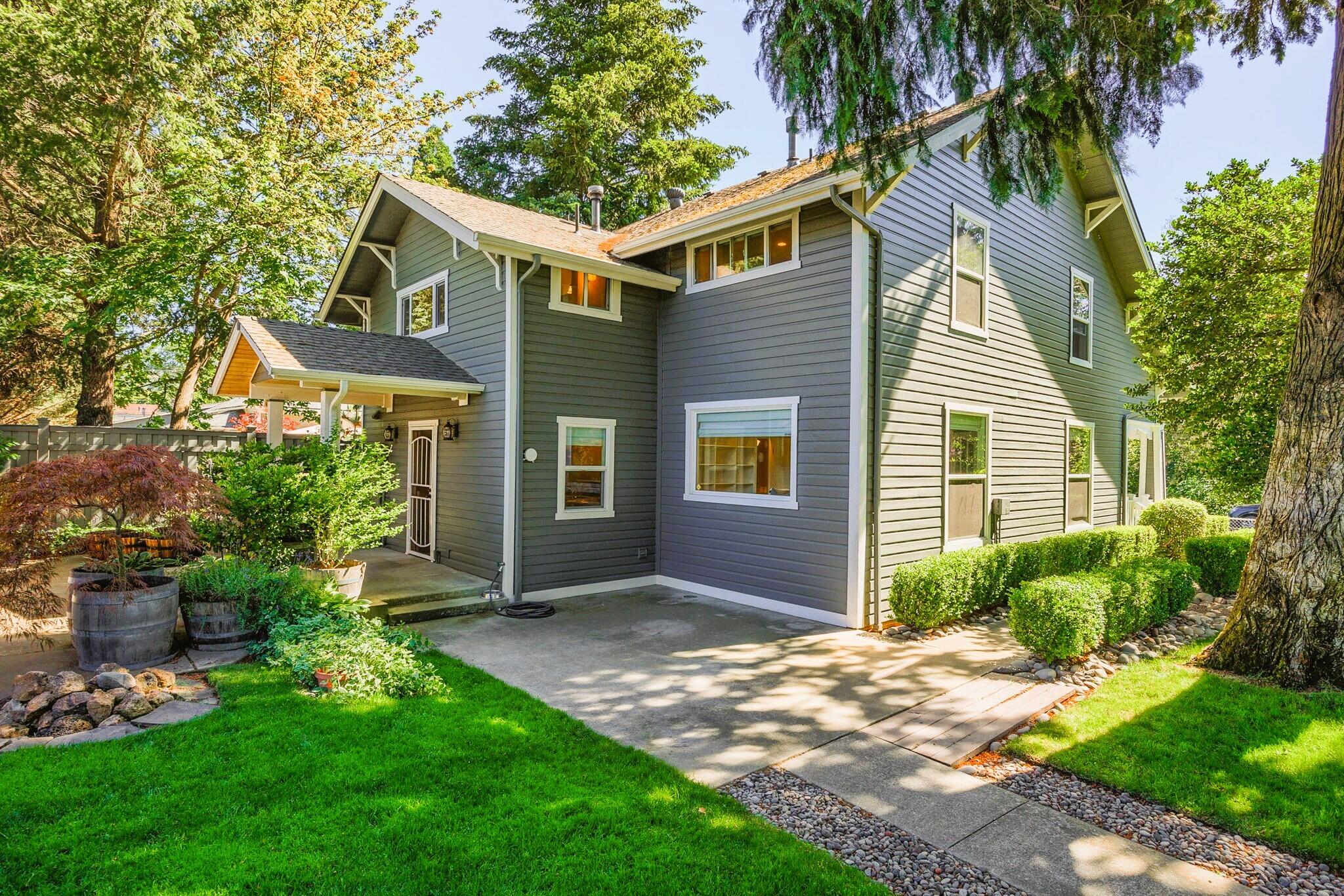 Carner And Sabins Addition To Woodville - Commercial Sale