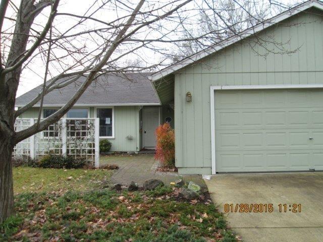 Beautiful 1704 sq ft, 3 bedroom 2 bath home built in 1999. Features forced air heating, nice yard with mature landscaping, indoor laundry area, and a large attached garage. This one won't last long!!!