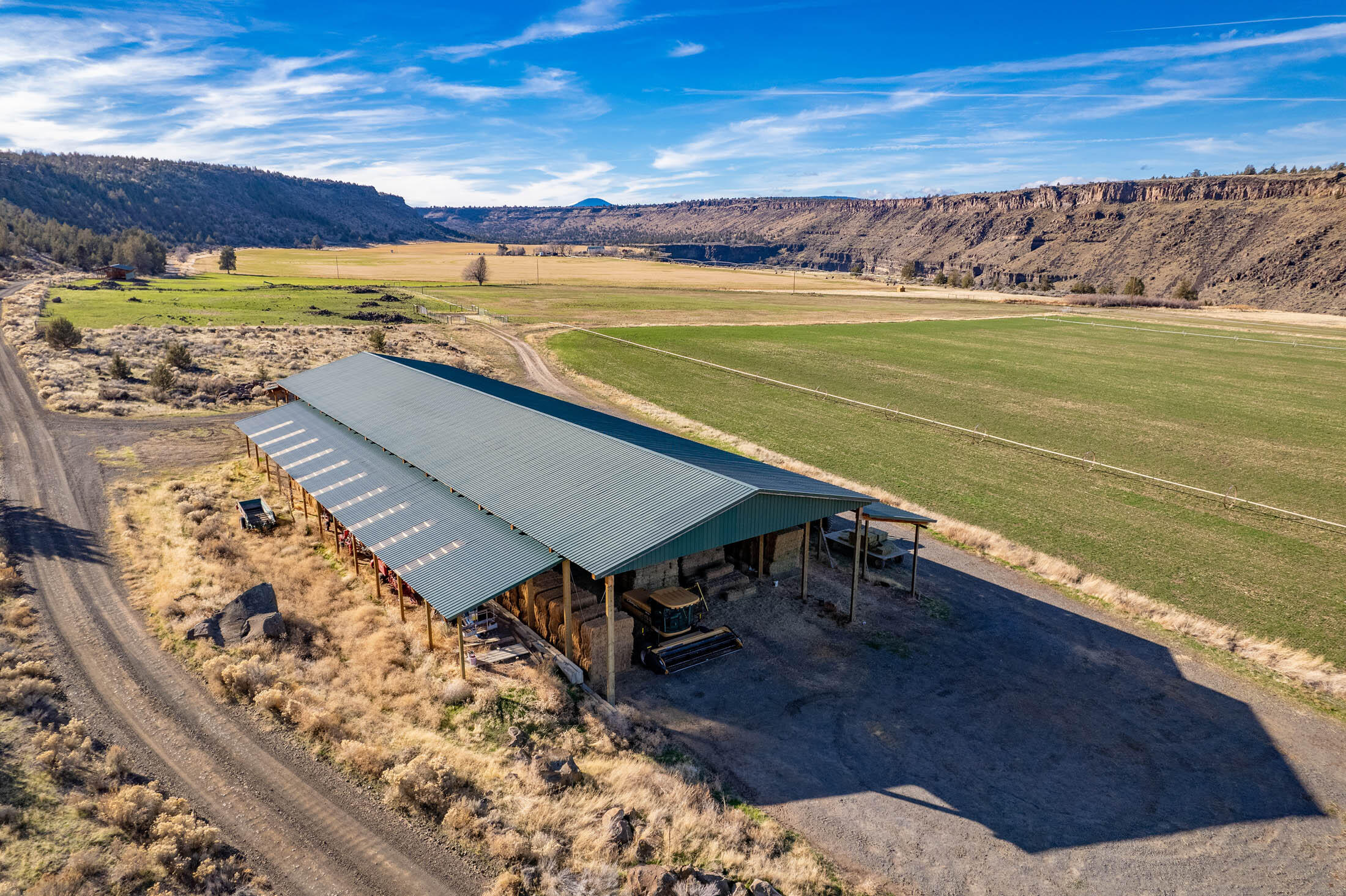 M+BJC - Farm