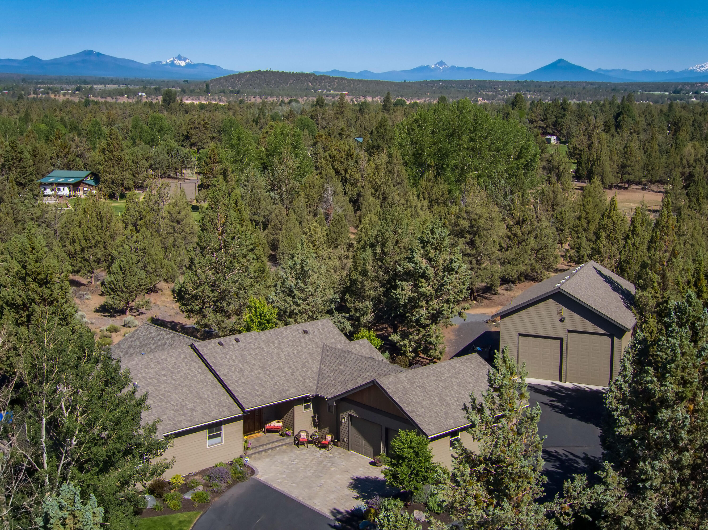 Lovestone Acres - Residential