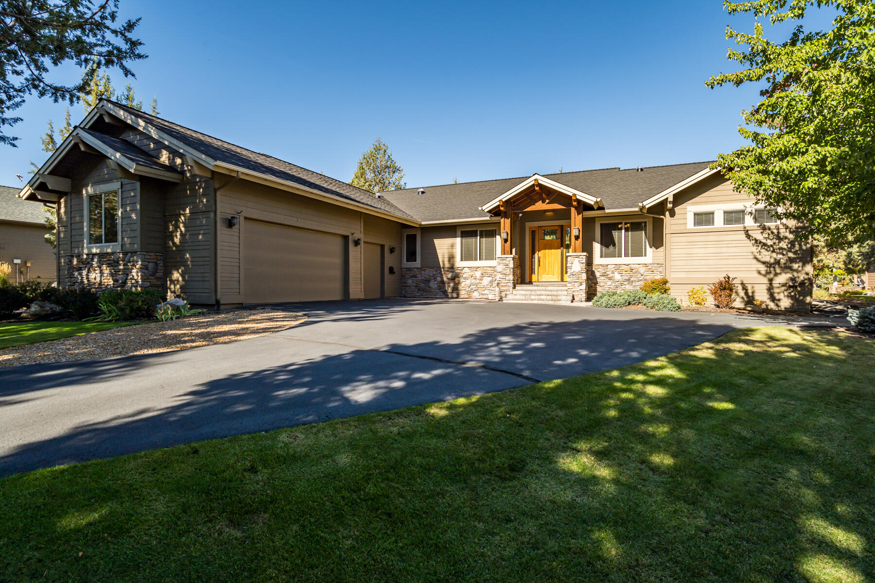 Eagle Crest - Residential