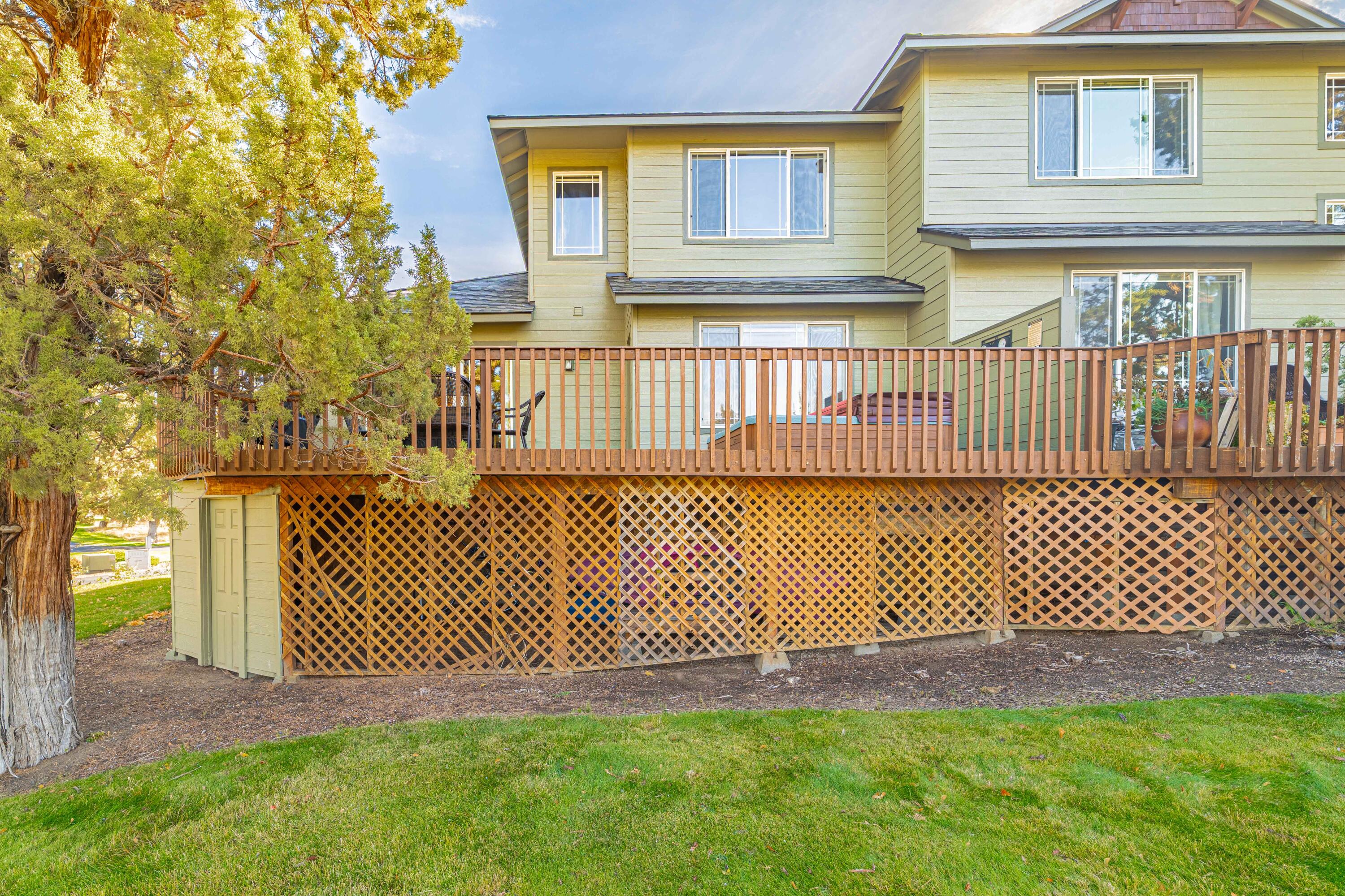 Eagle Crest - Residential