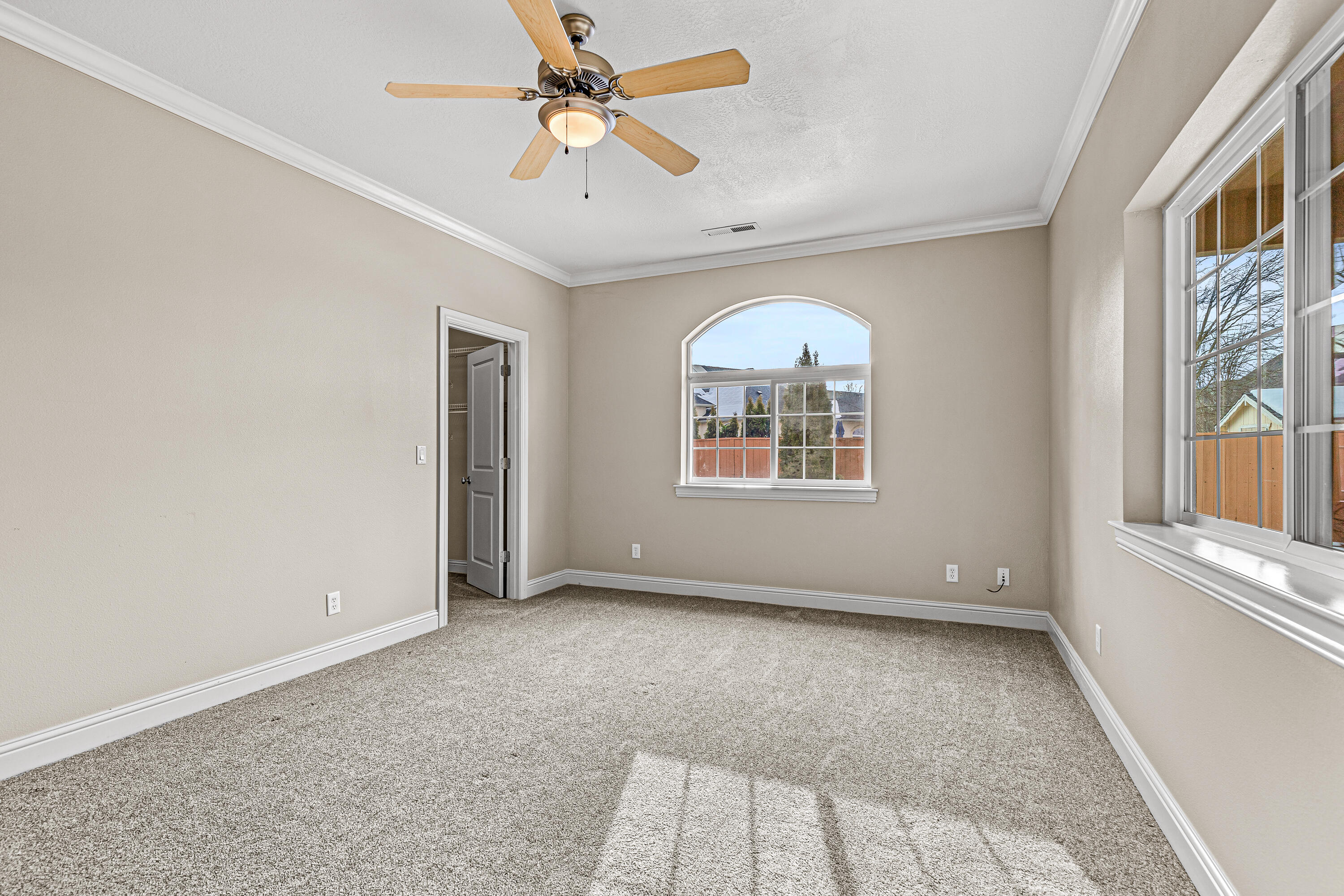 Eagle Point Golf Community - Residential