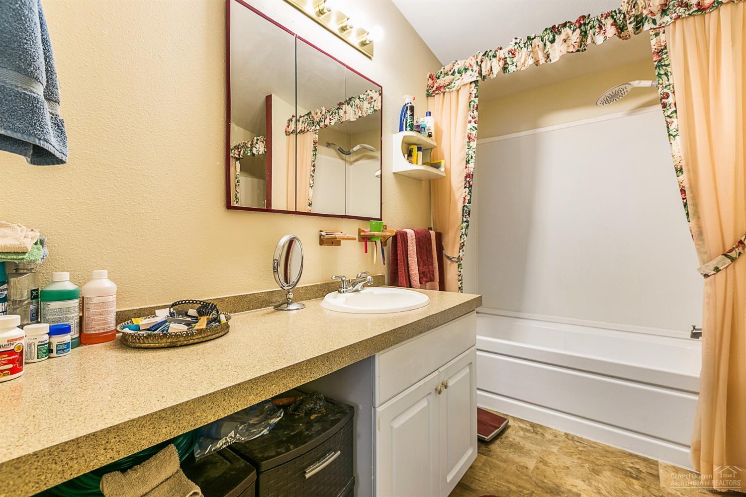 Golden Horseshoe - Residential