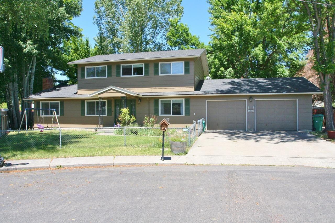 2171 SQFT in suburban location perfect for large family or care home with 5 could be 6 bedrooms with lots built-ins closets, 3 fully remodeled bathrooms on quiet cult-de-sac with big fenced back yard, mature trees & KID irrigation. Clean & very tidy condition with super remodeled Borror kitchen with granite counters & pantry, stainless appliances & more. Big living room with wood flooring & handy pellet stove brick fireplace, den with built-ins & closet that could serve as a 6th bedroom, fabulous laundry room with washer/dryer, tremendous organization & utility sink, updated gas furnace & A/C, newer huge hot water heater & new electric service in 2016. Hurry on this one, won't last long!