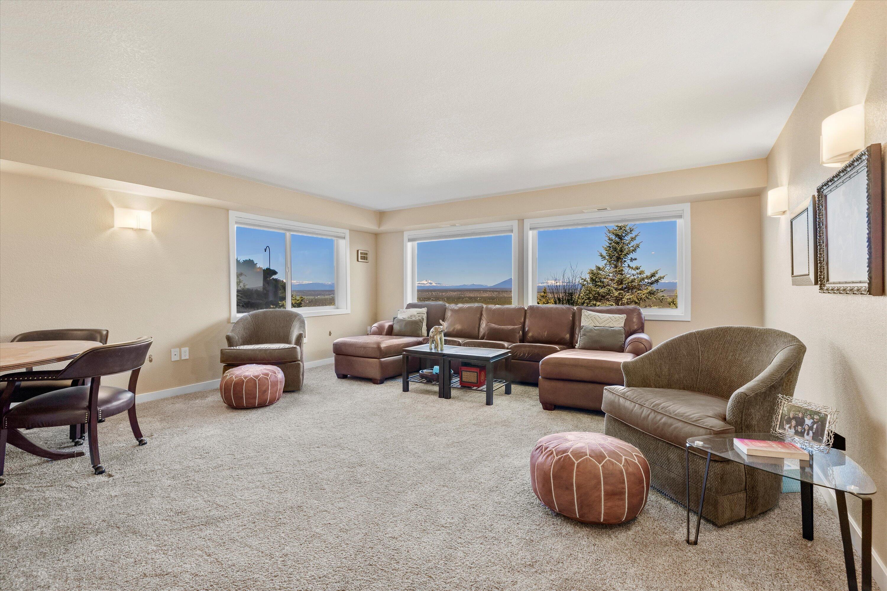 Cinder Butte Est - Residential