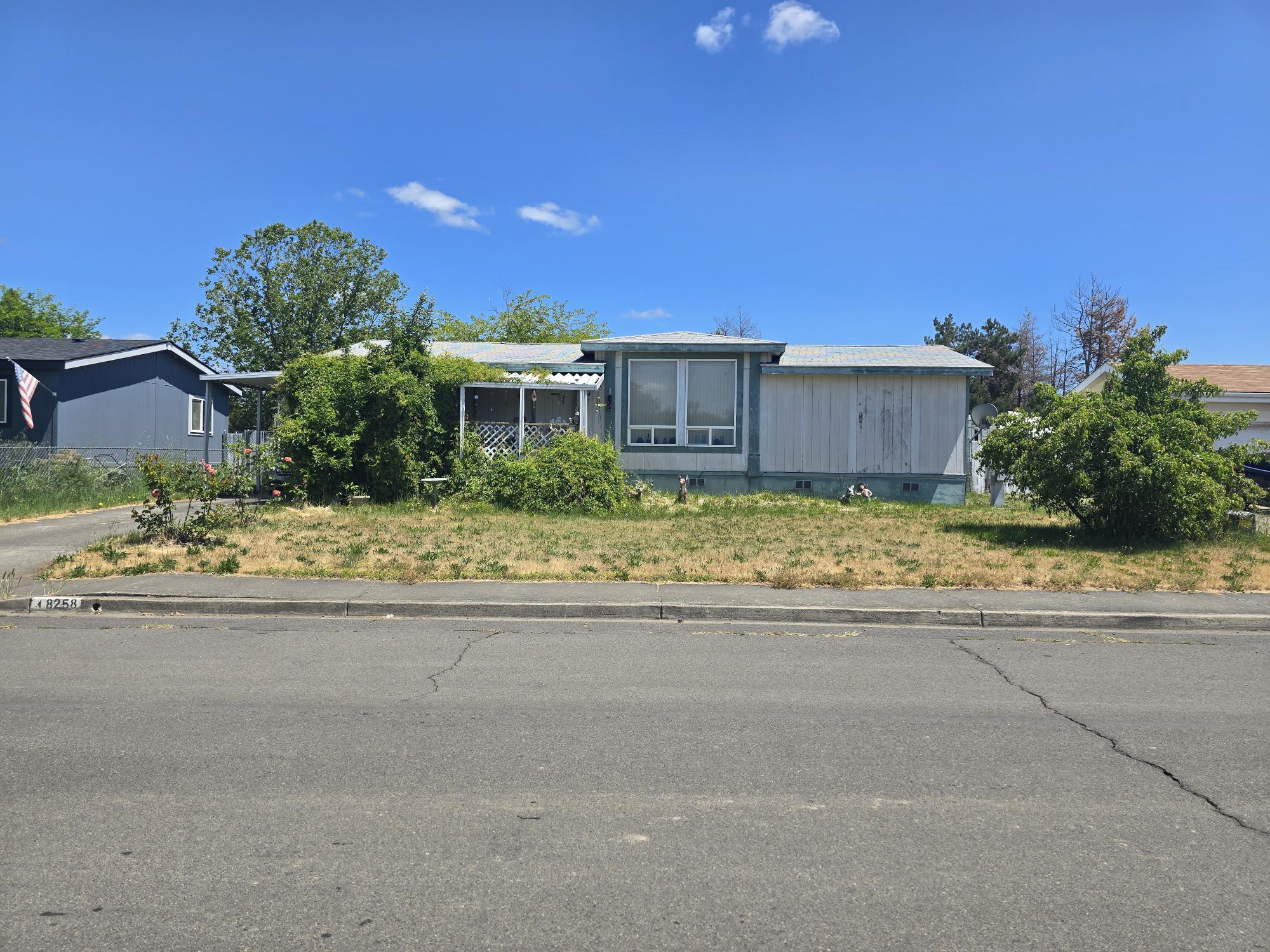 Affordable Opportunity in White City! This 3-bedroom, 2-bath manufactured home sits on its own land and is priced to sell. Offering plenty of potential, this property is being sold as is and needs some TLC—perfect for investors, flippers, or buyers looking to build equity with some sweat equity. Spacious layout, nice-sized lot, and a convenient location close to schools, shopping, and commuter routes. Don't miss this chance to own in White City at a great price!