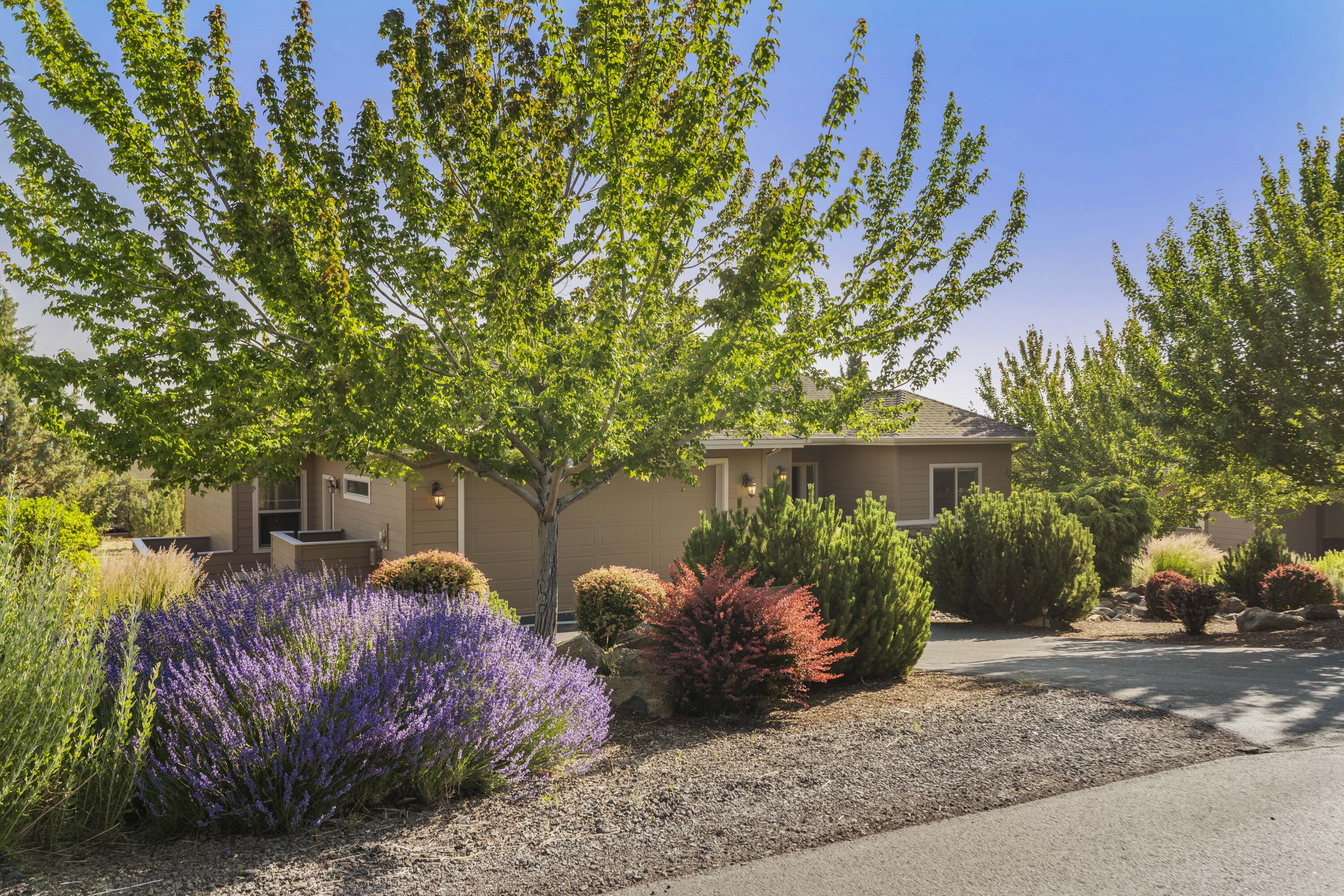 Eagle Crest - Residential