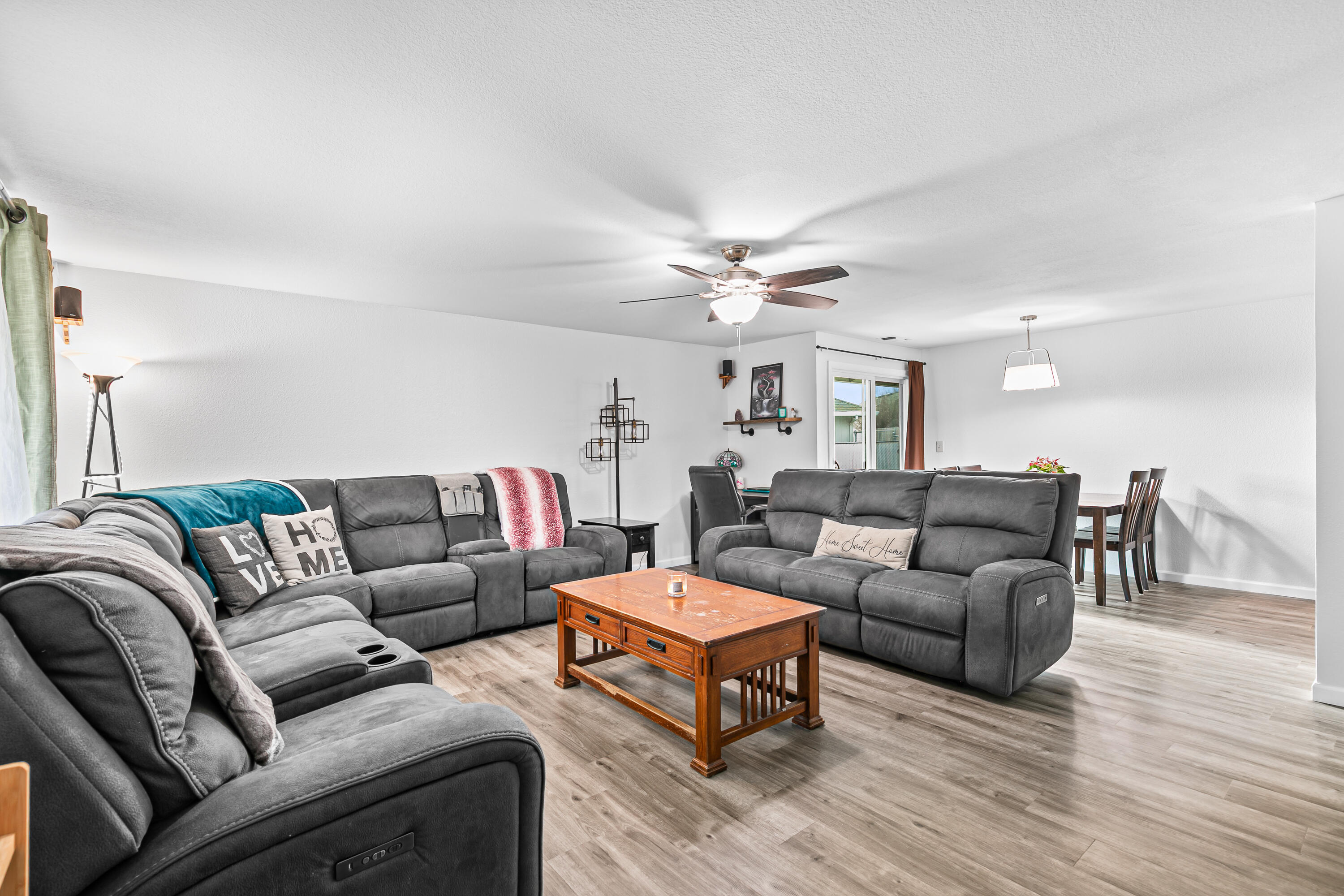 April Addition To The City Of Phoenix - Residential