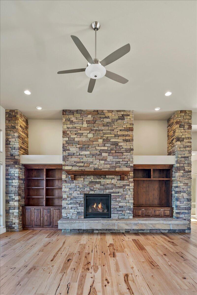 Ridge At Eagle Crest - Residential