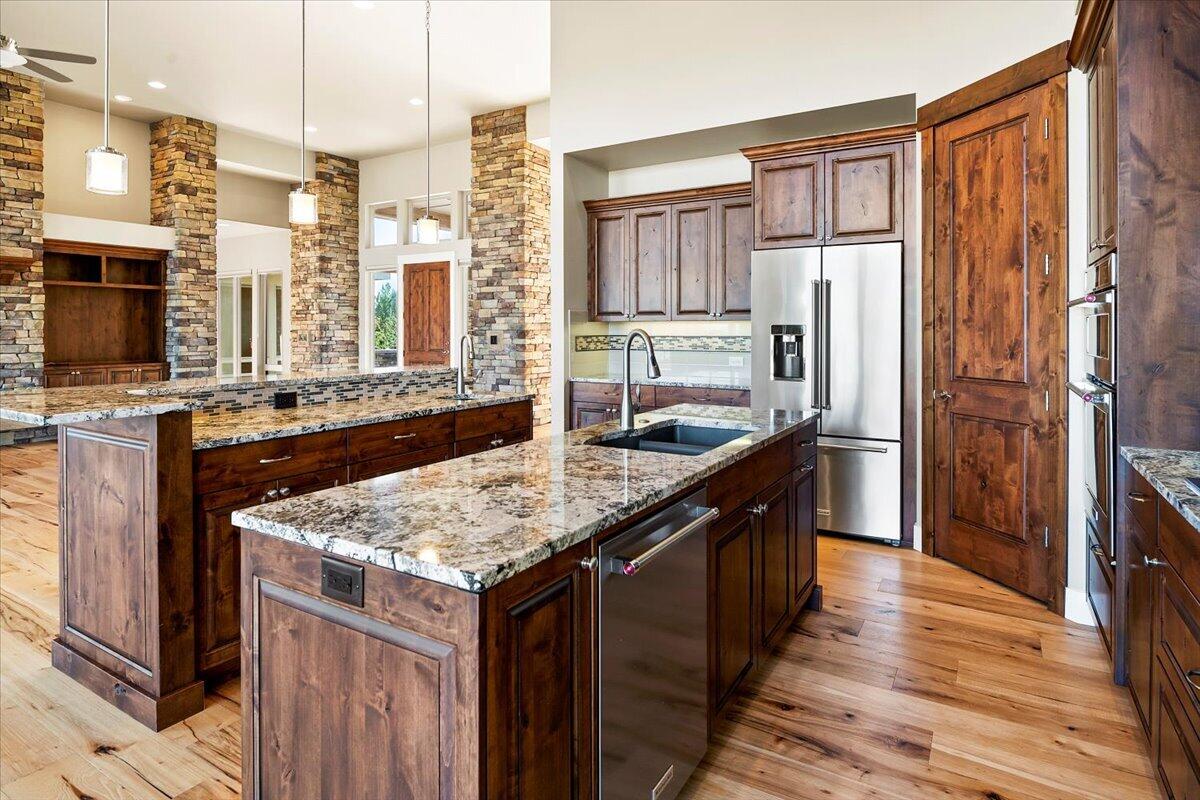 Ridge At Eagle Crest - Residential