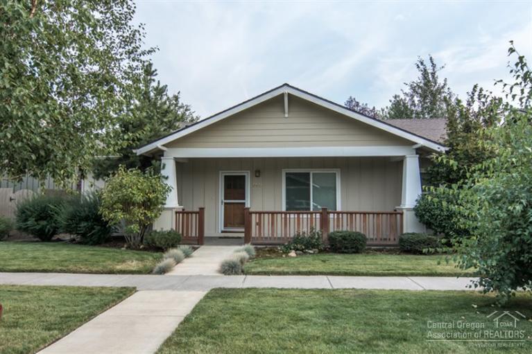 Charming Craftsman Singe Level in Foxborough. Open floor plan features gas fireplace with slate surround and built in shelves. Kitchen provides lots of storage, separate pantry, large island and tiled countertops. Formal dining room with built-in shelves off slate entry. Yard is fenced and landscaped with sprinkler system.