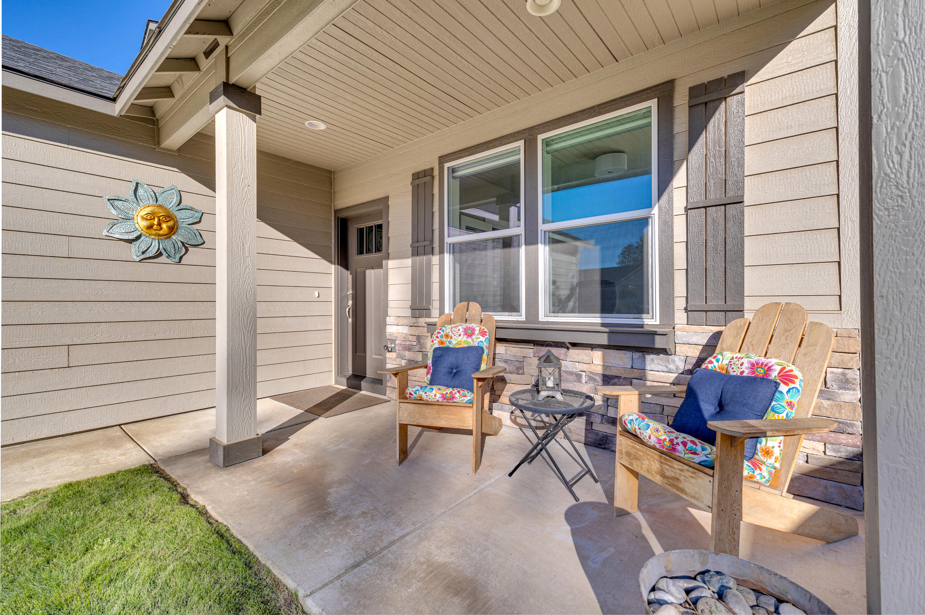 Mckenzie Meadow Vill - Residential